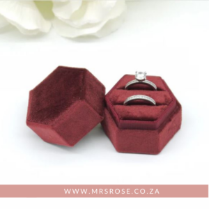 Velvet Hexagon Ring Box
