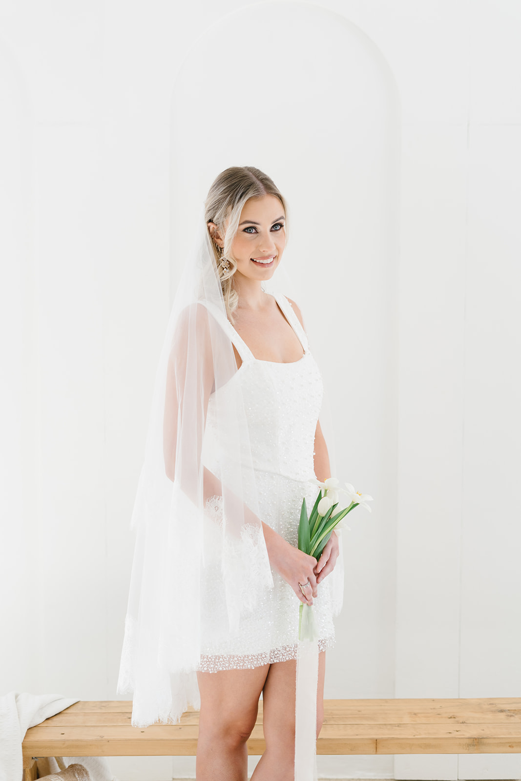 The Bella Lace Veil - Image 5